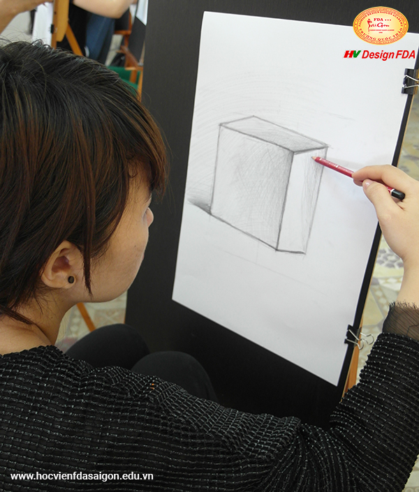 thiet ke thoi trang ngan han